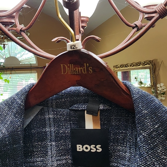 Boss - Picture 2 of 5